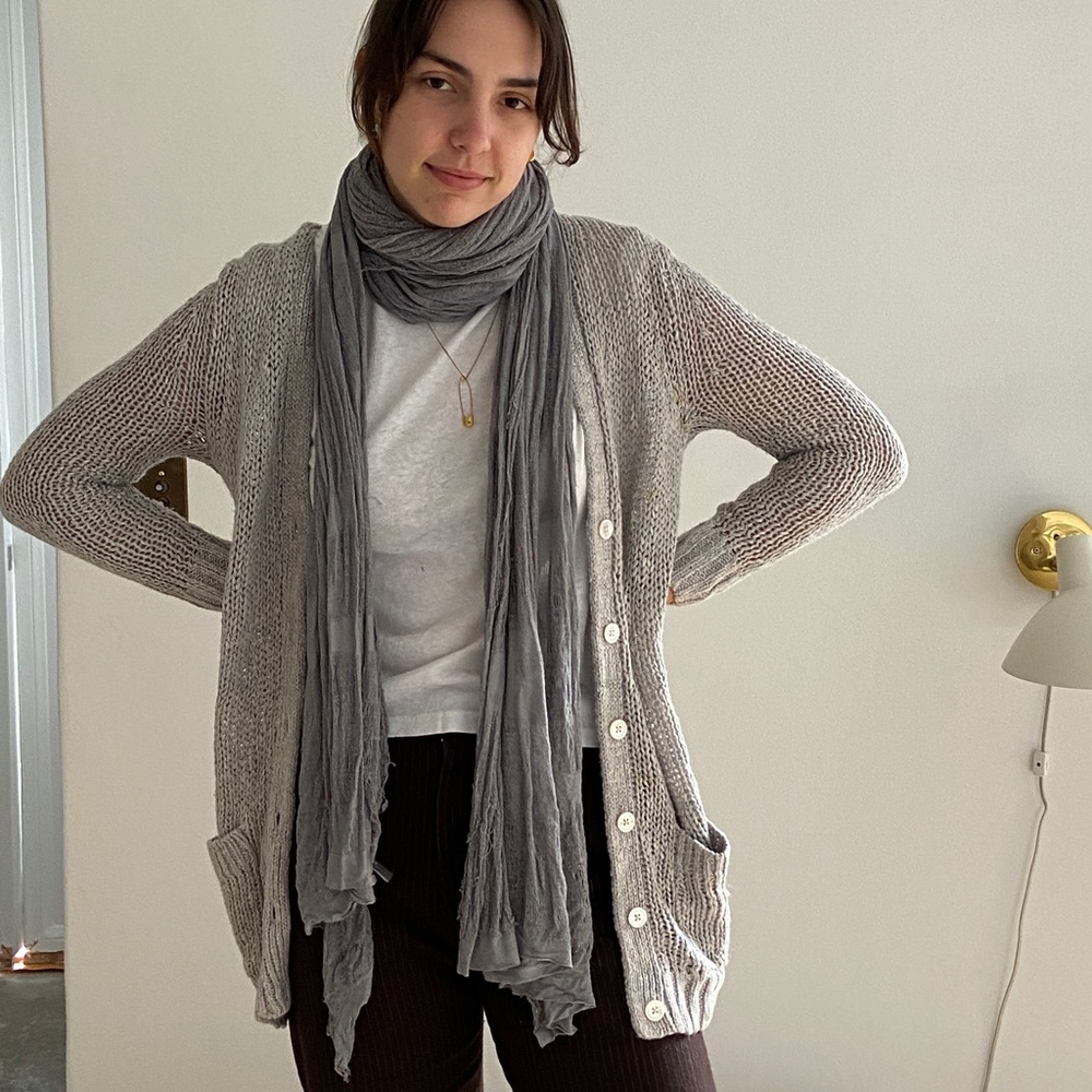 Grey scarf, light and stylish